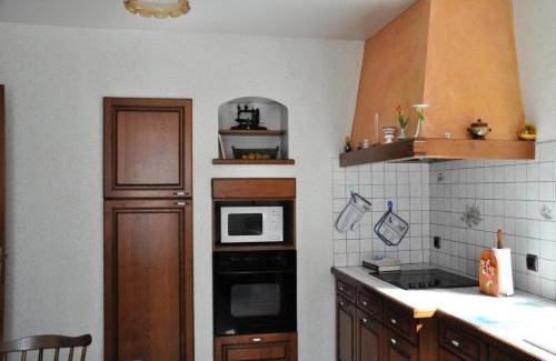 Soudeilles Apartment | Gîte de France à Soudeilles 3 épis - Gîte de France 14 personnes MAE-9574