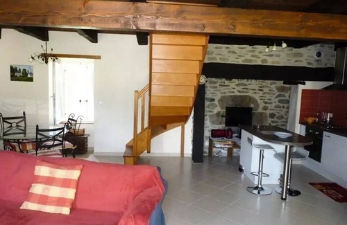 Sarroux-Saint-Julien Villa | Gîte de France in Sarroux - St Julien 3 ears - Gîte de France 8 people