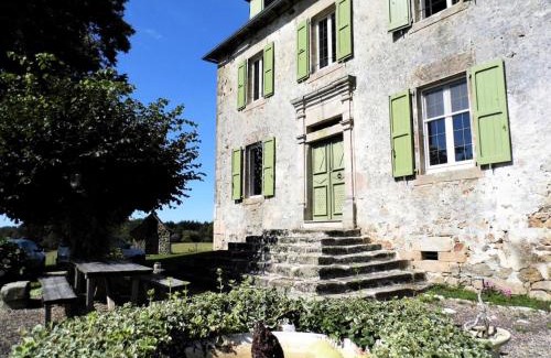 Saint-Cirgues-la-Loutre Apartment | Gîte de France Laclefdeschamps 3 épis - Gîte de France 10 personnes MAE-9514