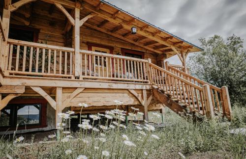 Sainte Rose du Nord Ski Chalet | Gîte de l'herboriste