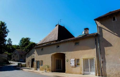 Isches House | Gîte de la Grande Fontaine