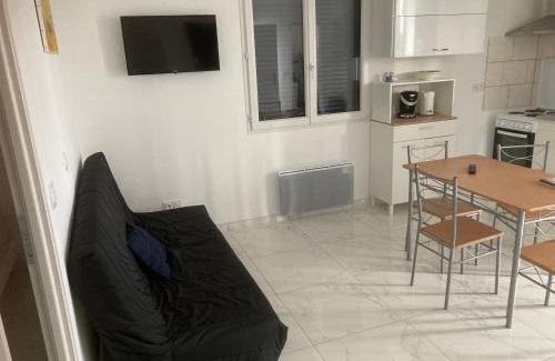 Chatillon-sur-Broue House | gîte de la loge