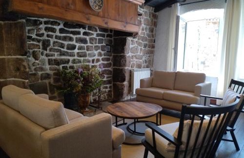 Pradelles House | Gîte de la Tournelle