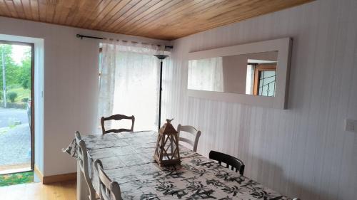 Saint-Flour Apartment | Gîte de ville appartement Location de vacance - St-Flour - 6-8 Personnes dans le Cantal