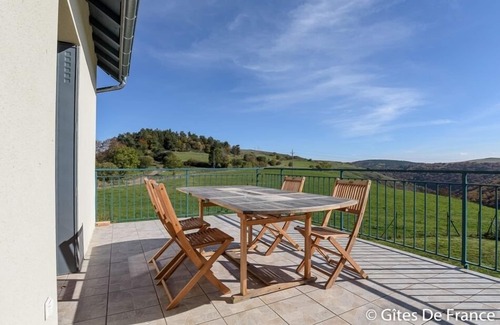 Anzat-le-Luguet House | Gîte de Vins Haut - Anzat-le-luguet