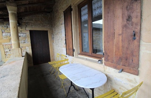 Les Echets House | Gîte des Tuillières - BAGNOLS
