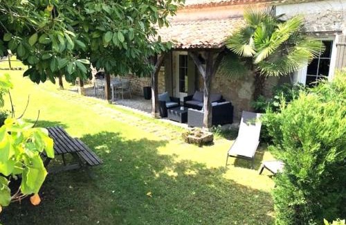 Lolme House | Gîte Diamant Noir