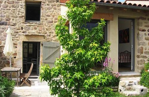 Pradelles House | Gîte du Besset