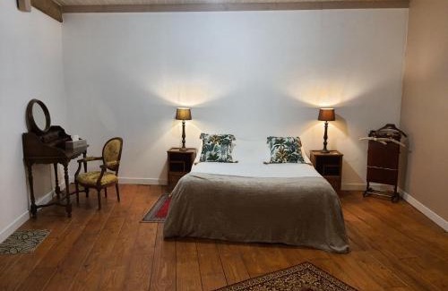 Cherves-Richemont House | Gîte du château au pied de Cognac