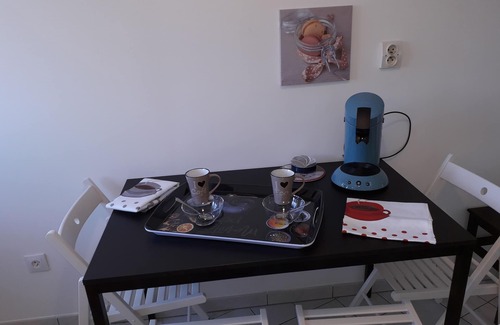 Saint-Germain-sur-Morin Apartment | Gîte du Lochy, 4km Disney, 5 people, 1 bedroom, quiet area, near bus.