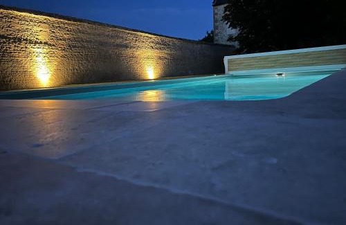 Saint-Wambert-des-Trois-Vallees Bed & Breakfast | Gîte du Manoir de Berville