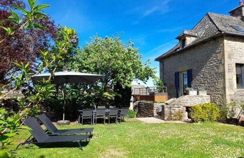 Bozouls House | Gîte du Portalet
