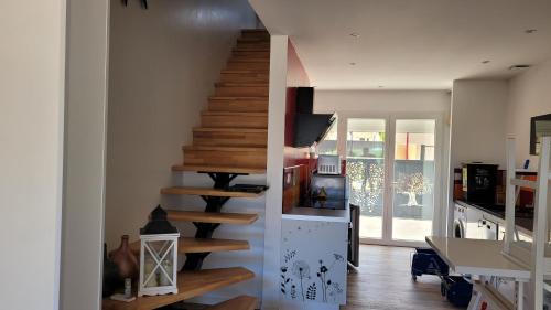 Sorede House | Gîte Du Soleil Maison lumineuse avec terrasse solarium parking privé