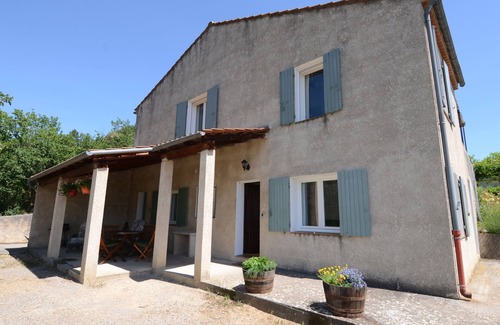 L'Escale House | Gîte en Provence (T2)/Holiday home in Provence