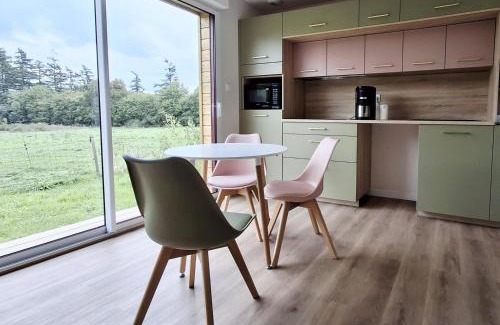Challain-la-Potherie Bed & Breakfast | Gîte et chambre d'hôte pour 2 personnes dans Mon Savoureux Jardin