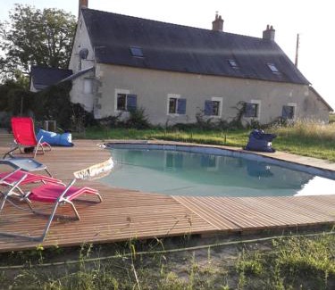 Courcelles-de-Touraine Apartment | Gîte familial La Tabarderie