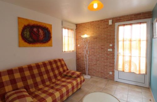 La Romagne House | Gîte familial au calme avec terrasse, proche Puy du Fou et plages vendéennes. - FR-1-622-41