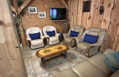 Vernusse House | Gîte familial avec piscine chauffée, sauna et activités sur domaine de 15 hectares - FR-1-489-357