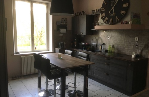 Warmeriville House | Gîte Former train station Val des Bois 15 'Reims 6 rooms 14p