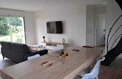 Saint-Quentin-sur-le-Homme Cottage | Gîte 20 min from Mont-Michel