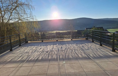 Montain Apartment | Gîte Guyot au Coeur du Jura 4 Chambres et Grande Terrasse