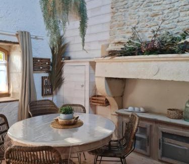 Taillant House | Gîte L´aronde