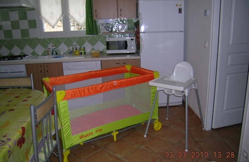 Escouloubre-les-bains Cottage | Gîte L'Avelinier at Bélesta in Ariège 09300