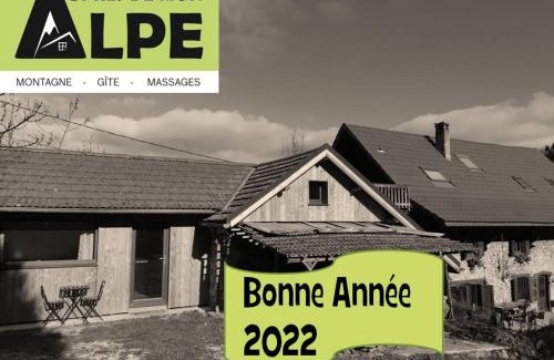 Saint-Mury-Monteymond Ski Chalet | Gîte l'Eterlou - Chalet cosy avec jardin et vue sur Belledonne