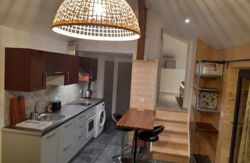 Saint-Mury-Monteymond Ski Chalet | Gîte l'Eterlou - Chalet cosy avec jardin et vue sur Belledonne