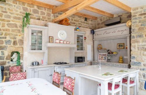Saint-Etienne-du-Valdonnez House | Gîte La Maison Bleue 4/6 personnes