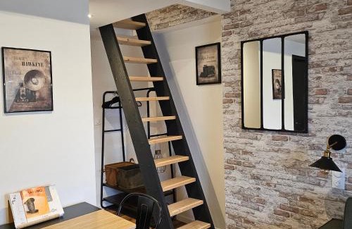 Lanhouarneau Apartment | GÎTE L'industriel, appartement privé en Duplex, à 10 minutes des plages