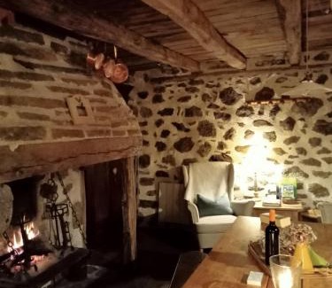 Taussac House | Gîte L'Oustalou