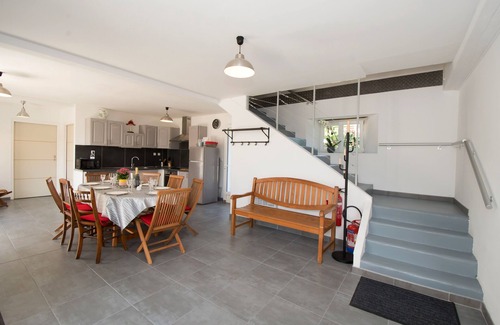 Compertrix House | Gîte La Blanche Longère, furnished holiday home, graded 4*