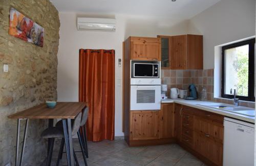 Saint-Montan House | Gîte La Lichère - Le Romarin