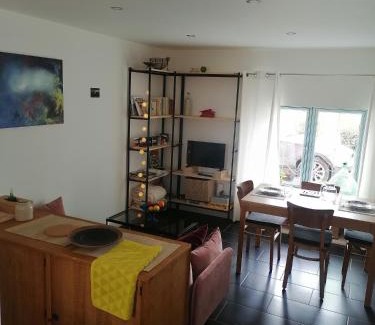 Saint-Aubin-d'Aubigne House | Gîte LA Maison LA