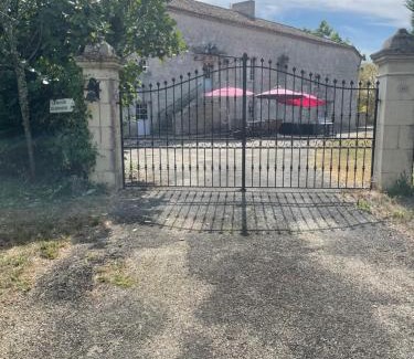 Dondas House | Gîte La Maison du Bonheur