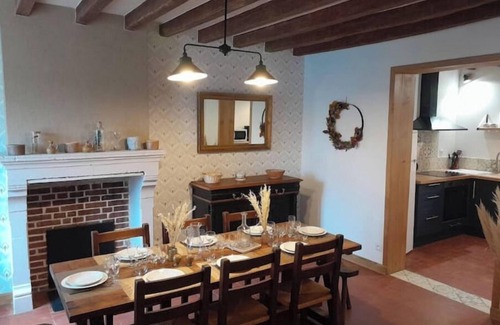 Veaugues House | "Gîte La Maison Family" beautiful garden near sancerre ideal for families