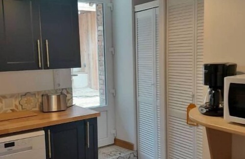 Veaugues House | "Gîte La Maison Family" beautiful garden near sancerre ideal for families
