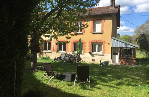 Maranville House | Gîte la Queuterie à Maranville
