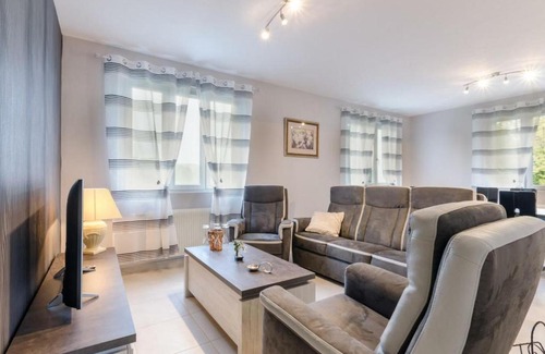 Landreville House | Gîte Landreville, 4 pièces, 9 personnes - FR-1-543-43