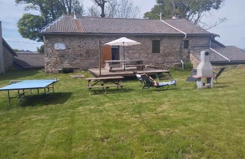 Tence House | Gîte Le chant des mésanges avec 3 chambres