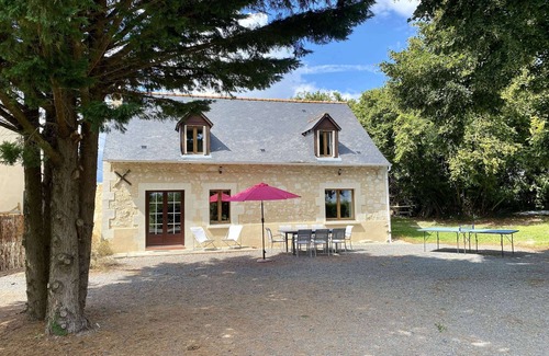 Noyant-Villages House | Gîte Le Plessis/class 3*