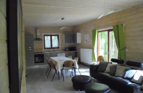 Cerfontaine House | Gîte LE SOUS-BOIS