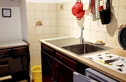 Orcival Apartment | Gîte les Bois, Puy de Dôme, Sancy, GR30, GR441
