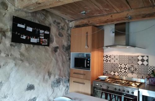 Saint-Clement-sur-Durance House | Gîte Les Clots Clément