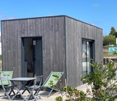 Poulgoazec Apartment | Gîte les Hirondelles