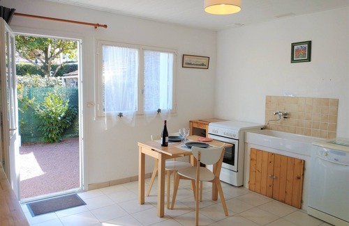 La Chaize-Giraud Cottage | Gîte Les Lauriers, Piscine Chauffée, à 5 km de Brétignolles sur mer