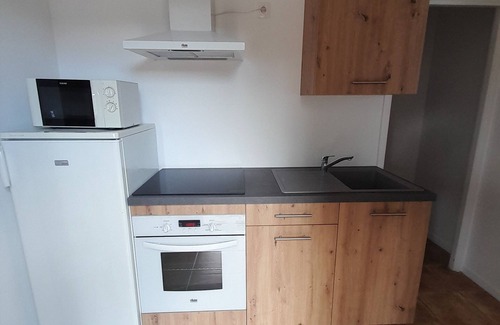 Crestet Apartment | Gîte Les Romarins, near Vaison la Romaine
