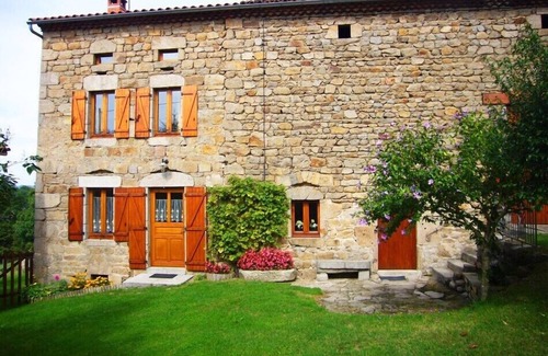 Ceilloux House | Gîte 'les Villes' - CEILLOUX