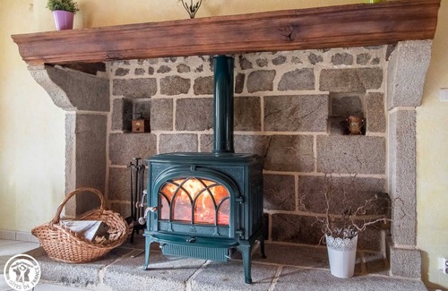 Ceilloux House | Gîte 'les Villes' - CEILLOUX